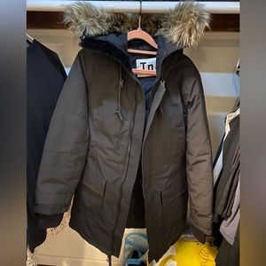 Aritzia TNA Parker